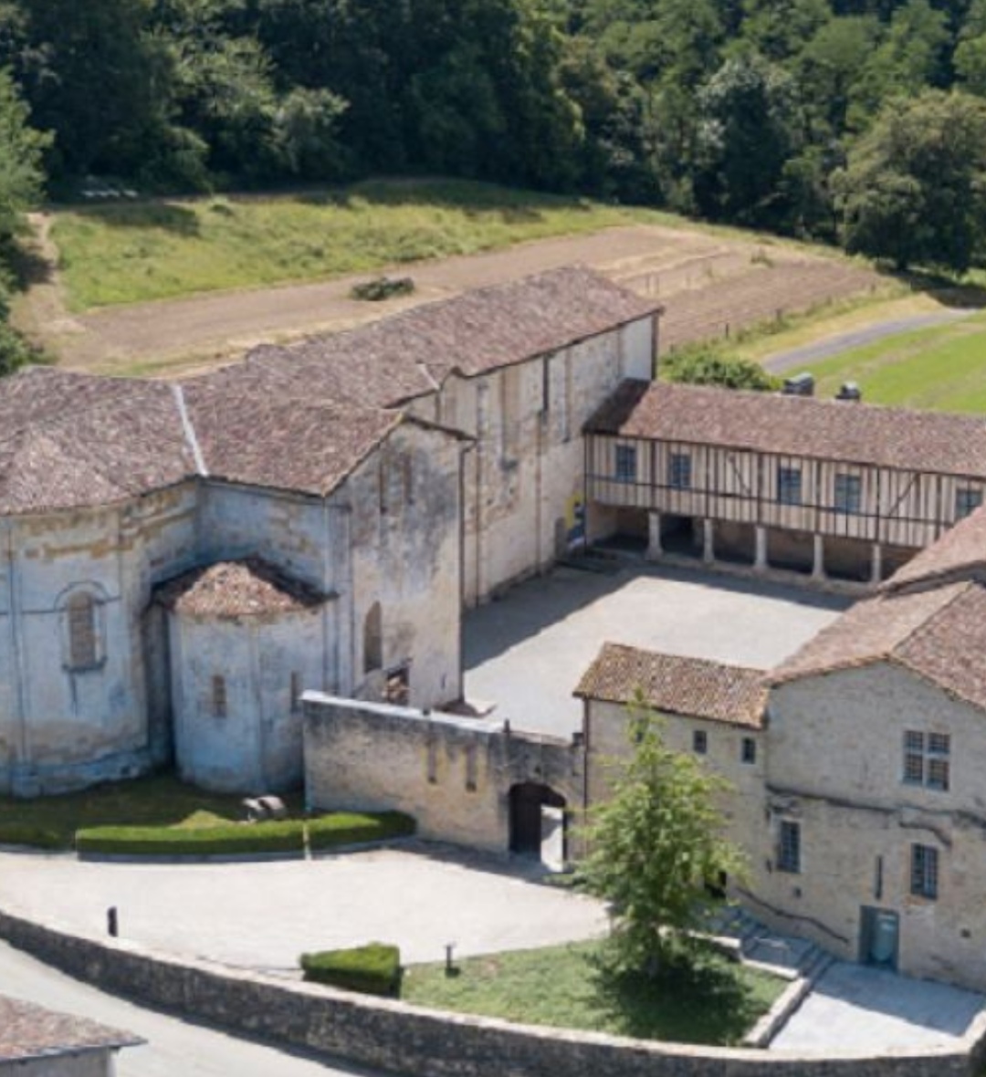 Abbaye d'Arthous (Hastingues - 30mn)
